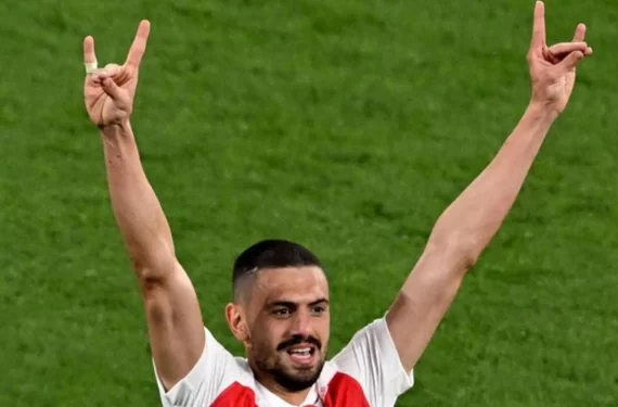 merih-demiral-bozkurt-isareti-ile-ilgili-konustu-om0x